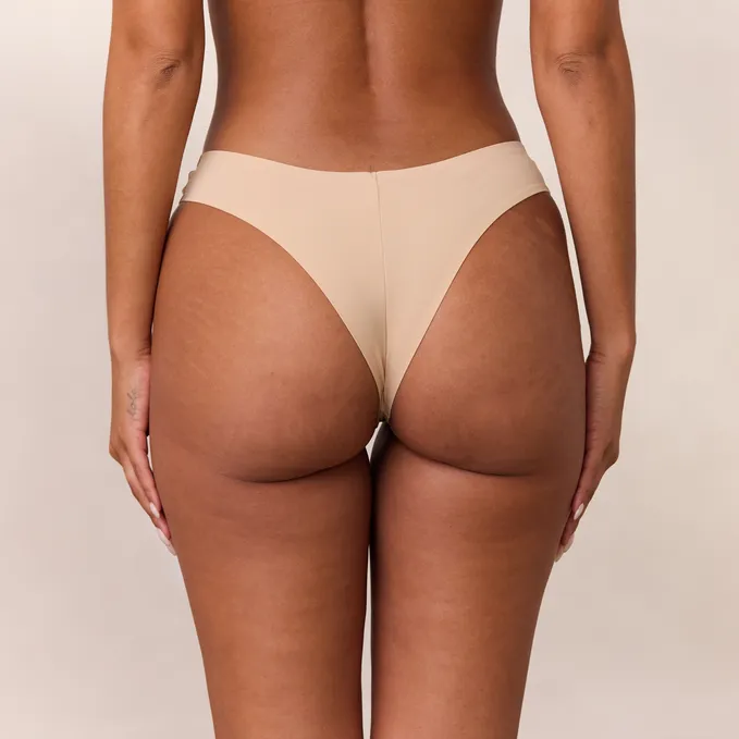 Quality Seamless Thong